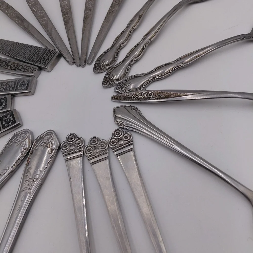 Vtg Flatware Mixed Lot 20 Ornate Fancy Patterns Silverware Jewelry Art Geometric